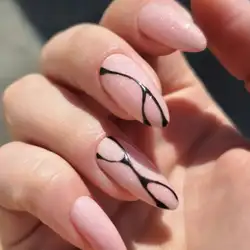 Lili Nails — Львів