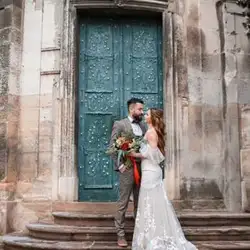 Фотограф Іра Тісагдіо