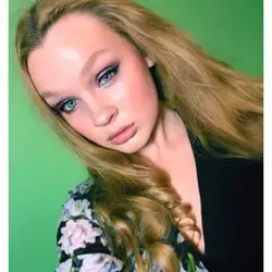 Анна Музиченко