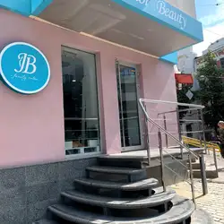 Junior beauty