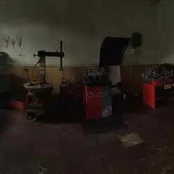 Легковой шиномонтаж
