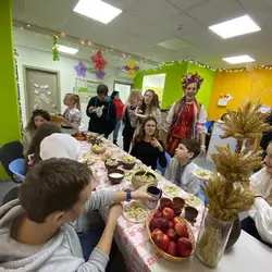 Educator - Єлизавети Чавдар