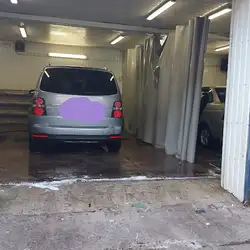 Автомийка на Менделєєва