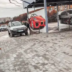 Автомийка LuxWash - Гадяч, Конституції України 3А