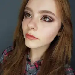 Яковлева Валентина