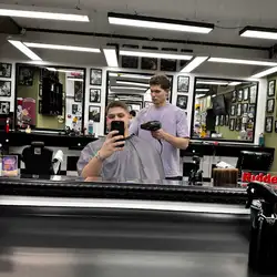 Che Barbers