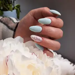 Le Manicure