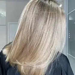 Royal Beauty Bar