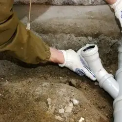 Сантехнік