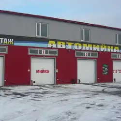 Автокомплекс у Підгірцях