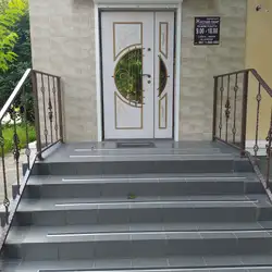 Жіночий лікар