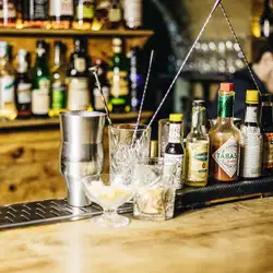 People Cocktail Bar