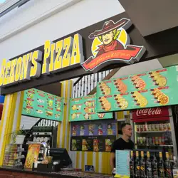 Bekons Pizza