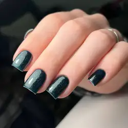 Bloom nail