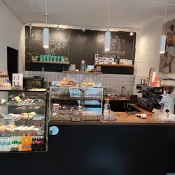 Coffee & FRIENDS