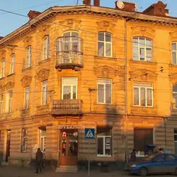 Перукарня — Львів
