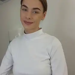 Юлія Нештенко