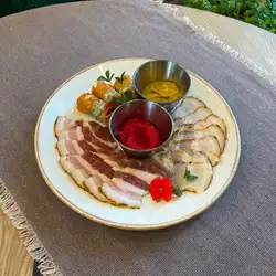 Кумася — Дніпро