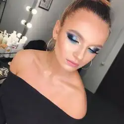 Еліна Рустамова