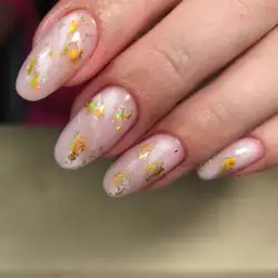 Маникюр