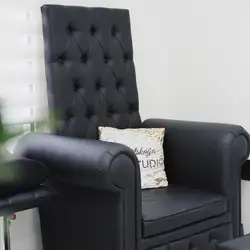 Nail Studio Logatskaya