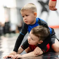 Академія змішаних єдиноборств Grizzly MMA