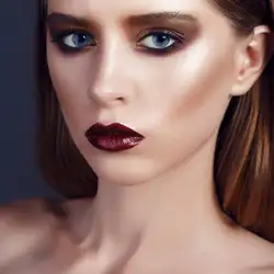 Олена Саврилова