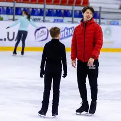 Family_on_ice