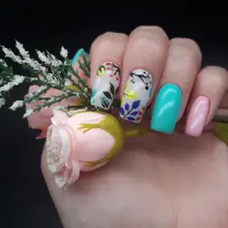 Leoleranails