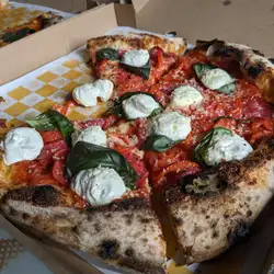 Nola Pizza — Ужгород