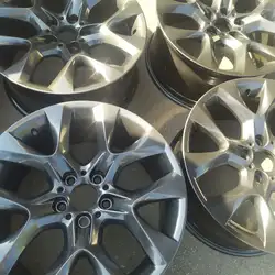 LUX TIRE.