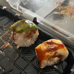 Osama sushi Львів Франківський