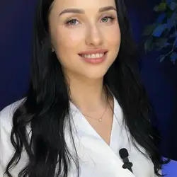 Аліна Корсак