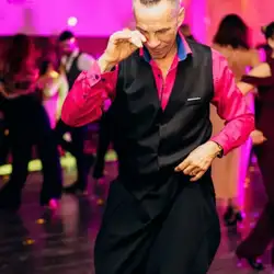 Salsa Dance Raices Studio