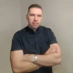 Андрій Снєжко Масажист