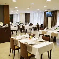 Ovis Hotel — Харків