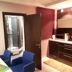 Business Hotel