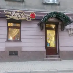 Red rose — Львов