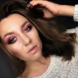 Дар'я Кусковська візажист