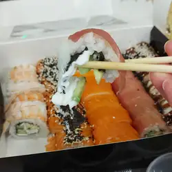 Burger Sushi Point Lavina