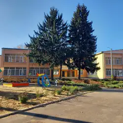 Заклад дошкільної освіти (ясла-садок) №352