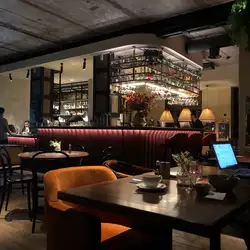 Smartass Kitchen & Bar — Киев