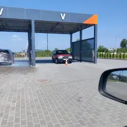 Автомийка LuxWash - Золочів