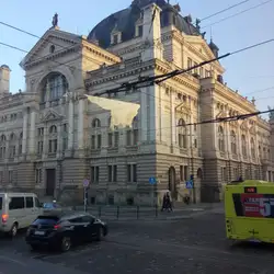 Велика львівська канапка