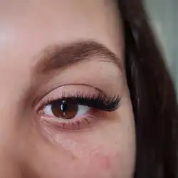 Anna lashes