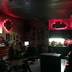 Big Twin repair garage