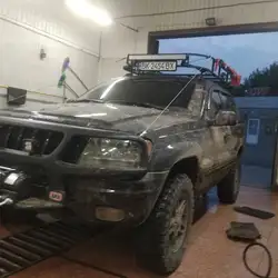 LUXURY CAR WASH