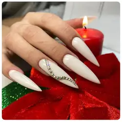 Nails by Svitlyachok