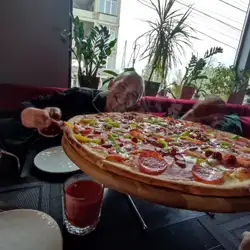Mama's pizza — Чернівці