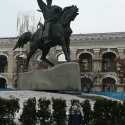 Пузата Хата
